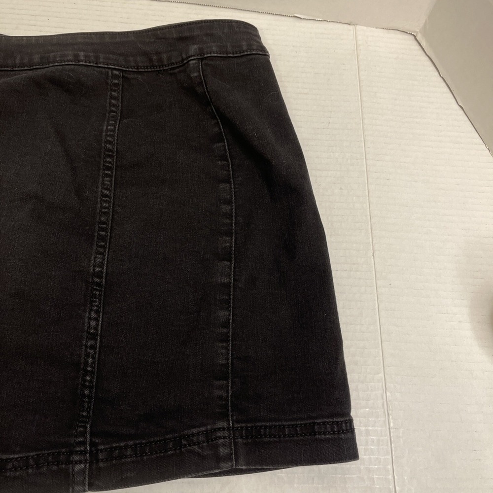 Free People Little Daisies Black Denim Mini Skirt Short Buttons Women's Size 8 - Picture 7 of 12